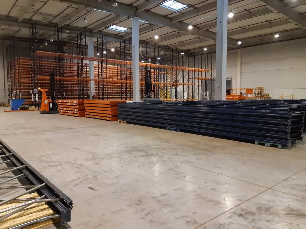 chantier de démontage de rayonnages