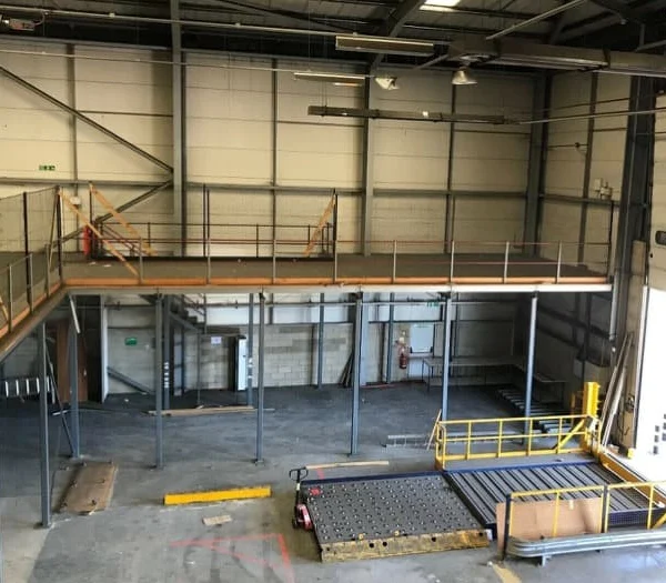 mezzanine en L
